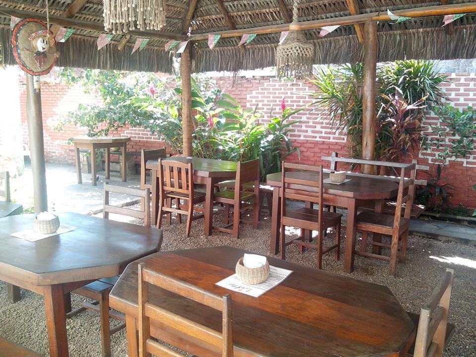 Lita Restaurante E Pousada Порту-ди-Сауипи Экстерьер фото